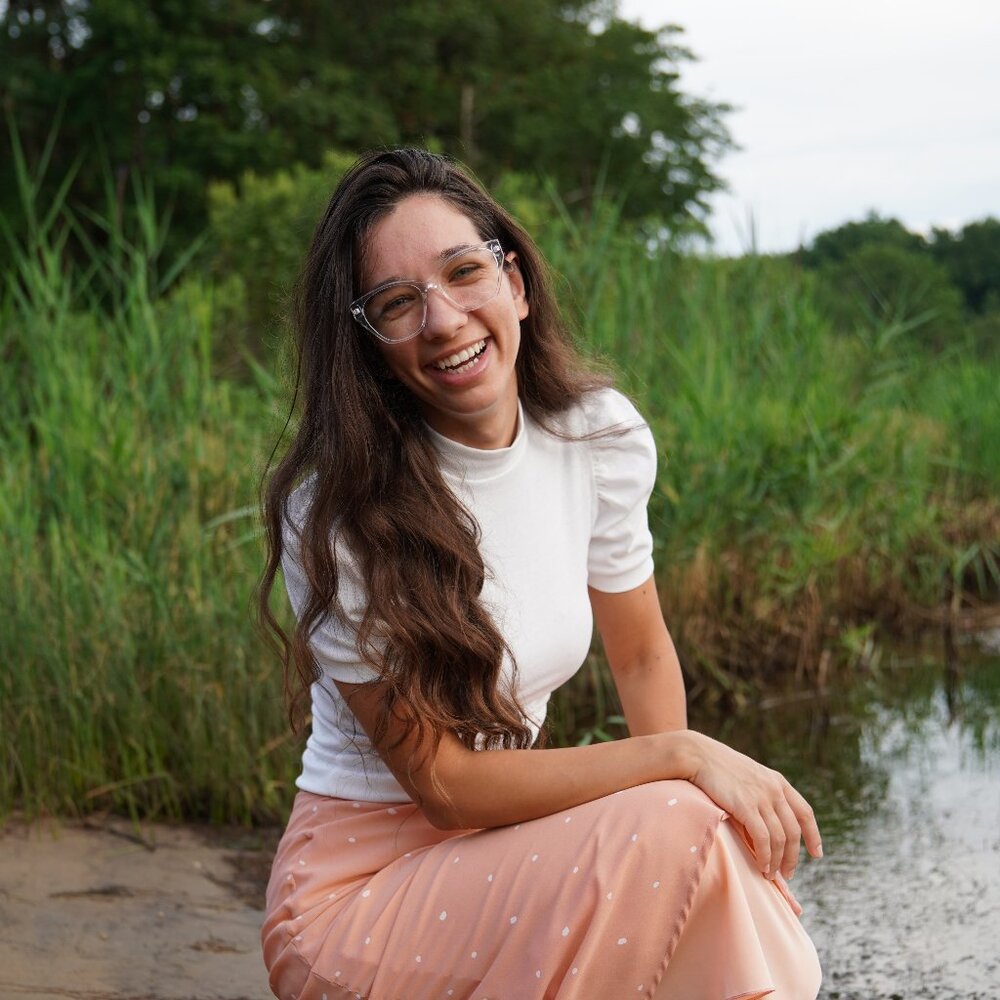 Meet your Posher, Tania